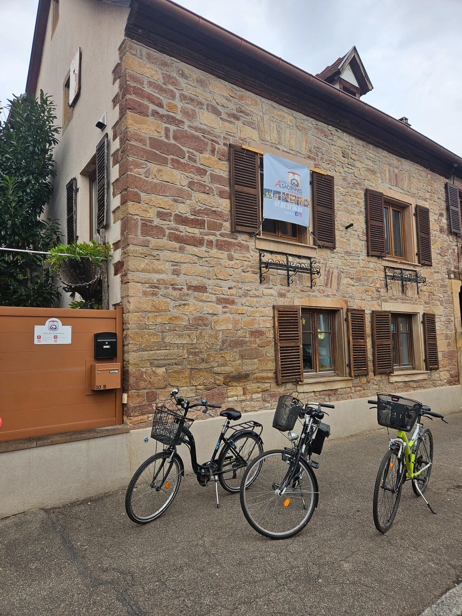 2 vélo devant le gîte